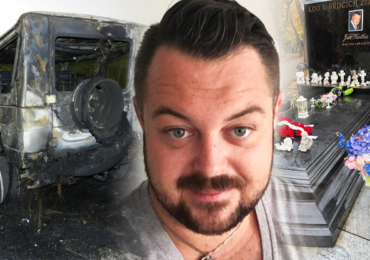 Před 4 lety opilý a zfetovaný princ klanu Kočkových Jan mladší (†28) zabil tátu tří dětí: Hrob zdobí andělé a boxerské rukavice