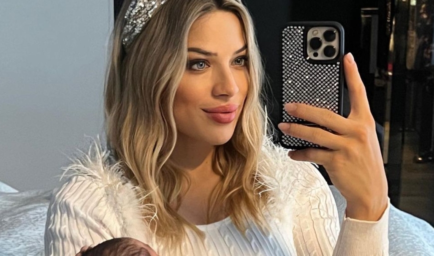 Andělská nadílka Evy Perkausové: Moderátorka ukázala malého Killiana, vlasů má víc než tatínek