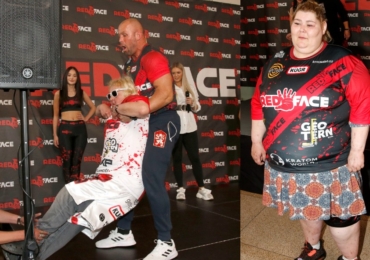 Bizarní vážení vyprodaného Red Face: Zápas bezdomovců, připravené rakve a princezna Droběnka