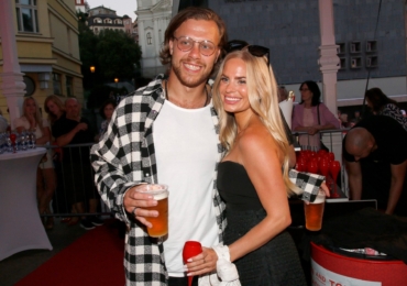 Kdo je nádherná partnerka Davida Pastrňáka Rebecca? Divoška, která okusila noční klub
